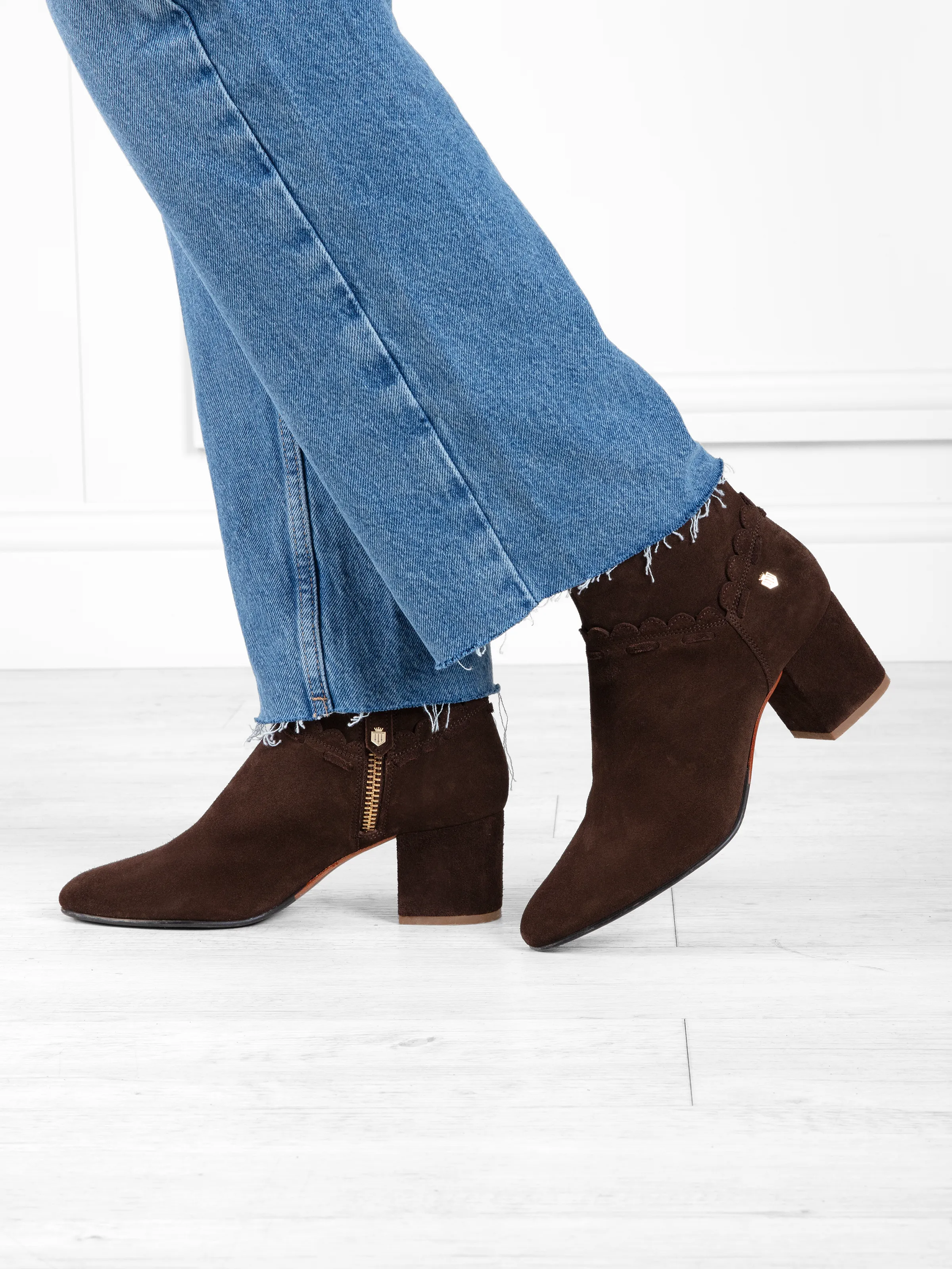 Bakewell Ankle Boot - Chocolate - Image 2