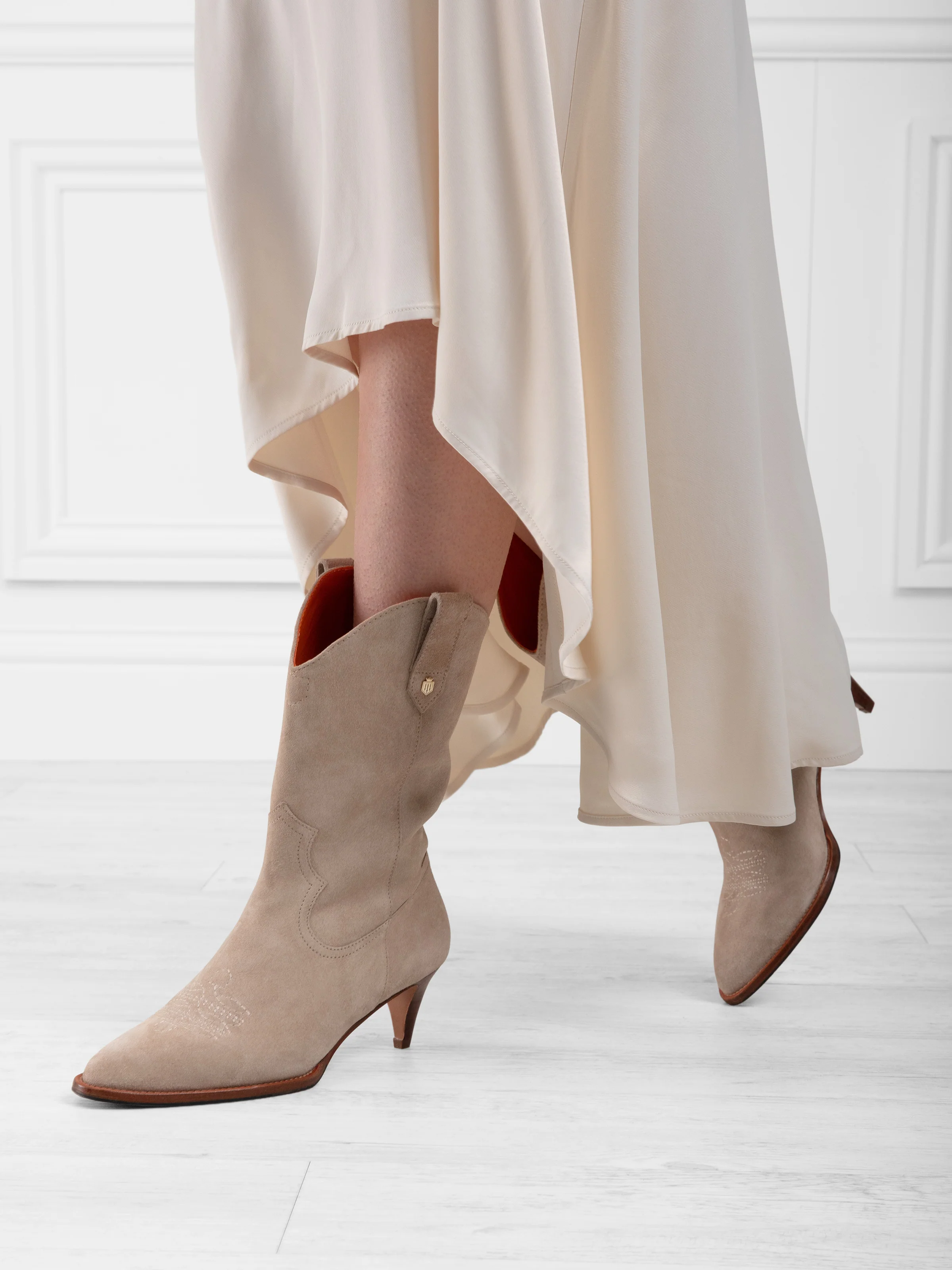 Georgia - Stone Suede - Image 6