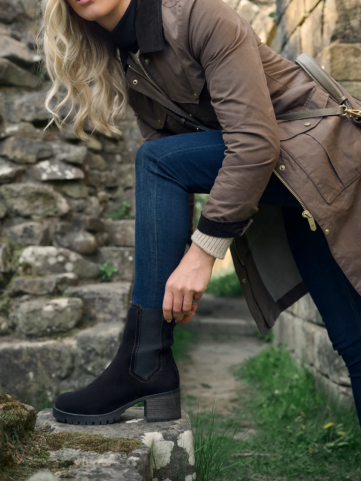 Heeled Boudica - Black Suede - Image 2