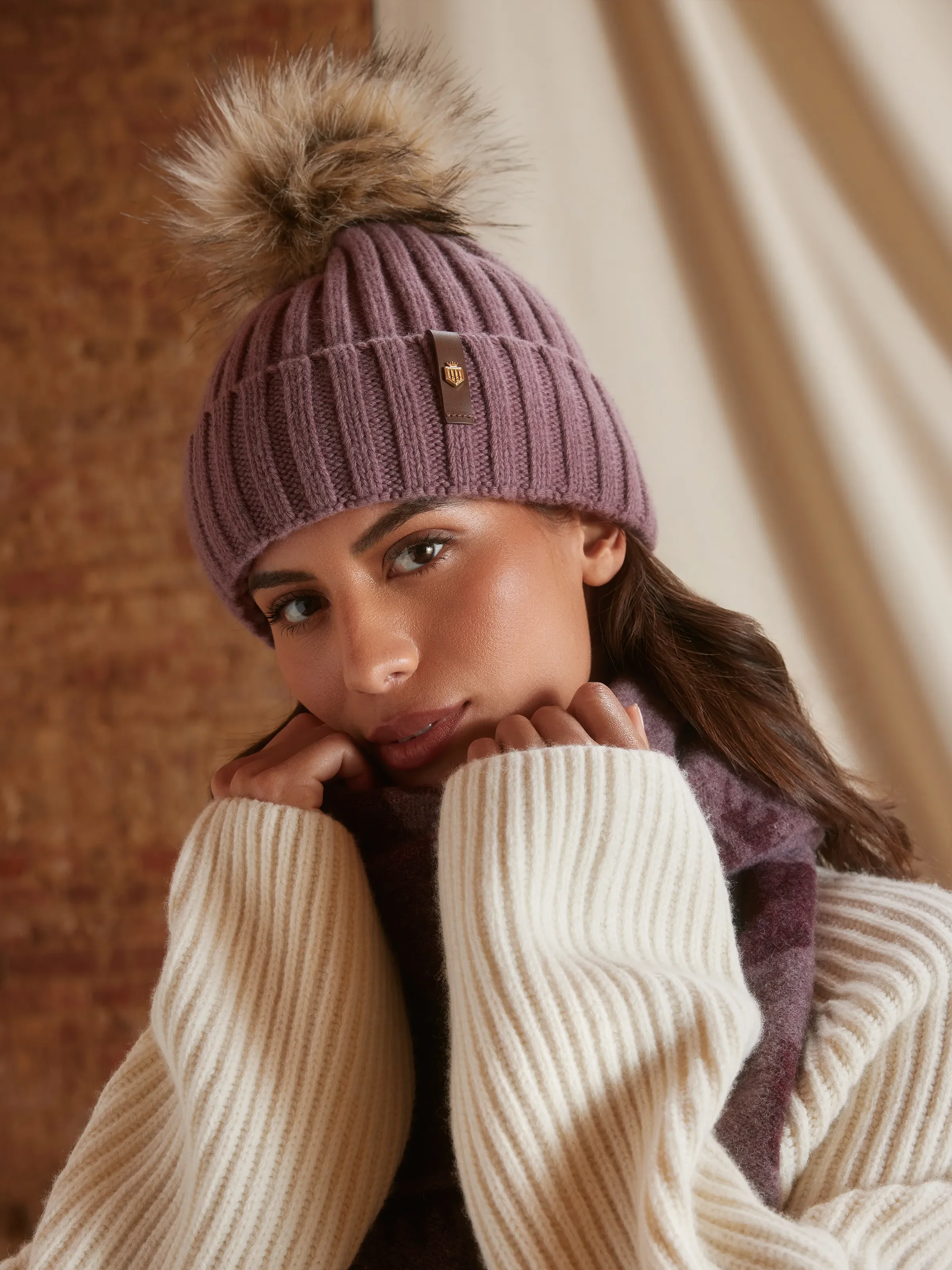 Signature Knitted Bobble Hat - Heather