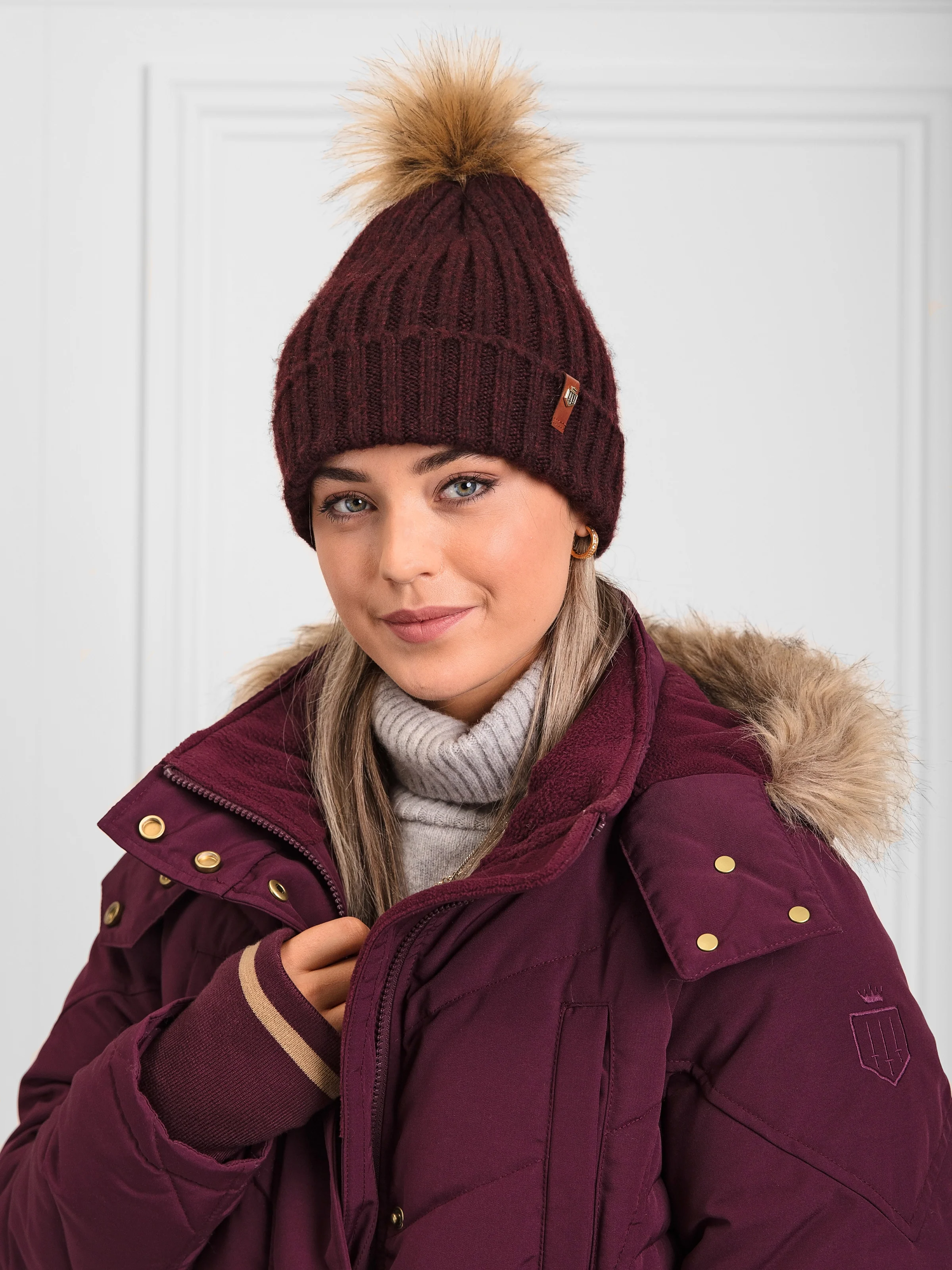 Signature Knitted Bobble Hat - Plum - Image 2