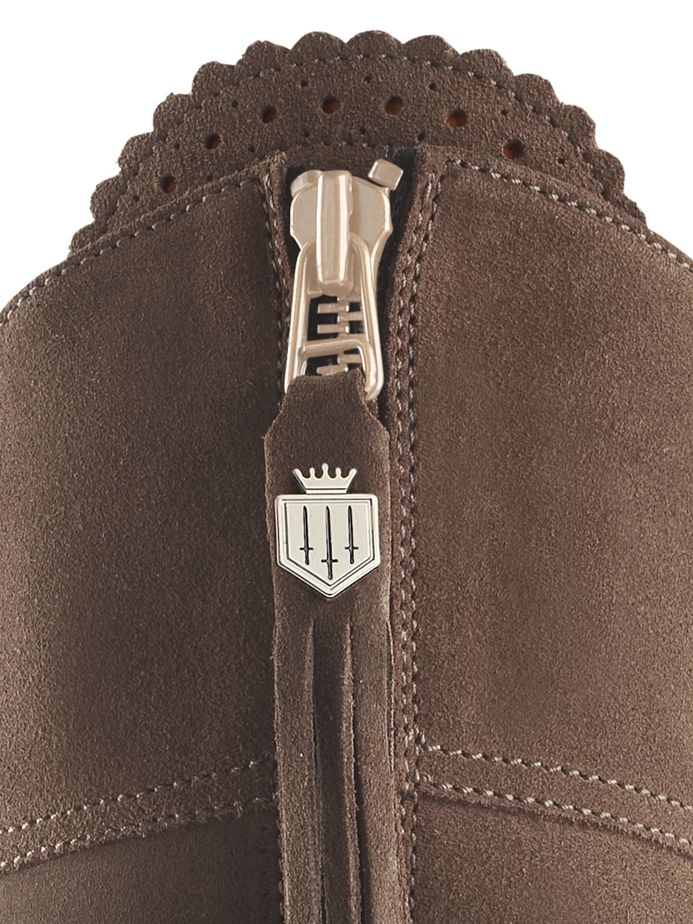 Regina (Sporting Fit) -  Fog Suede - Image 5