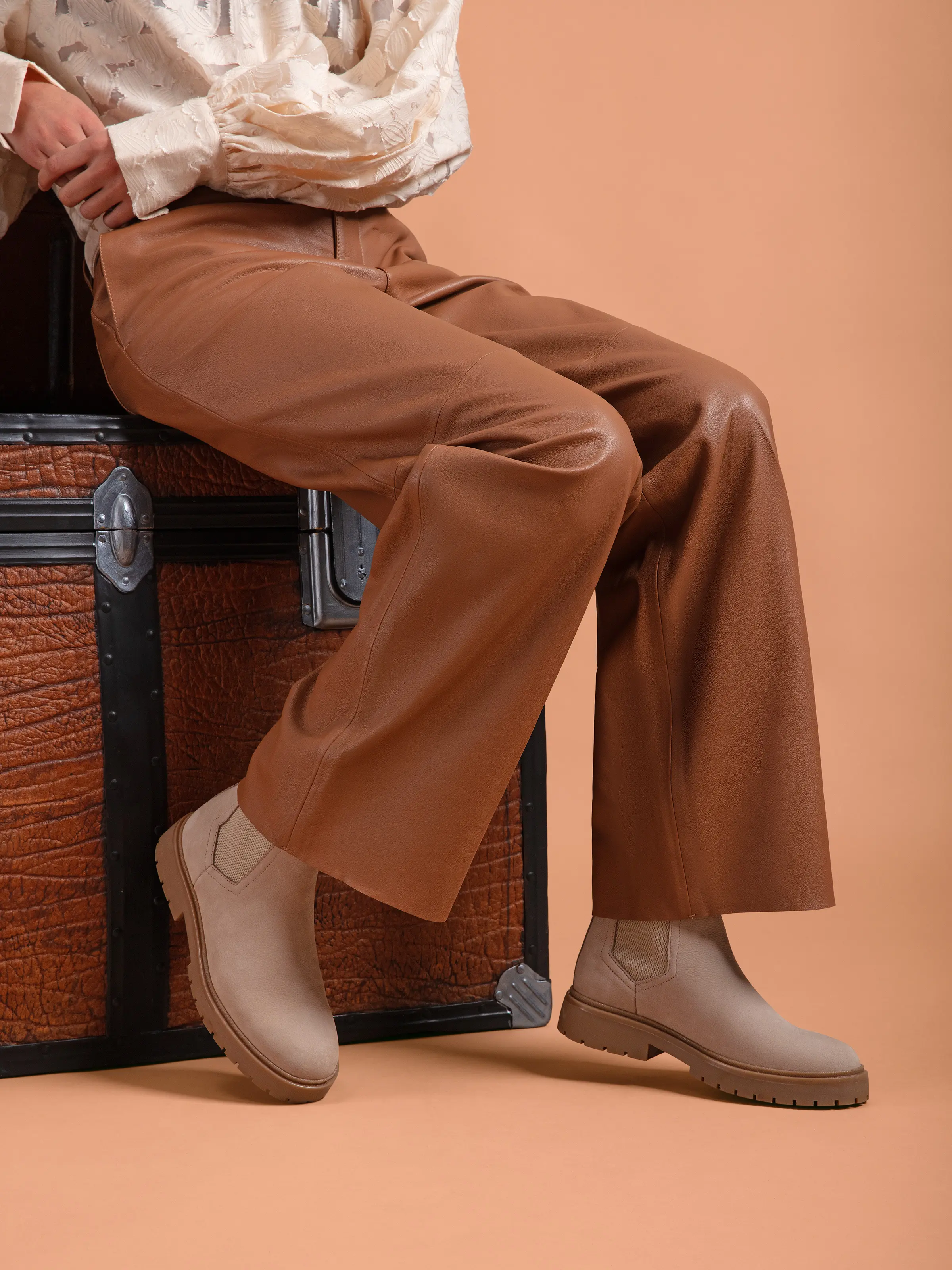 Summer Boudica - Stone Nubuck - Image 6