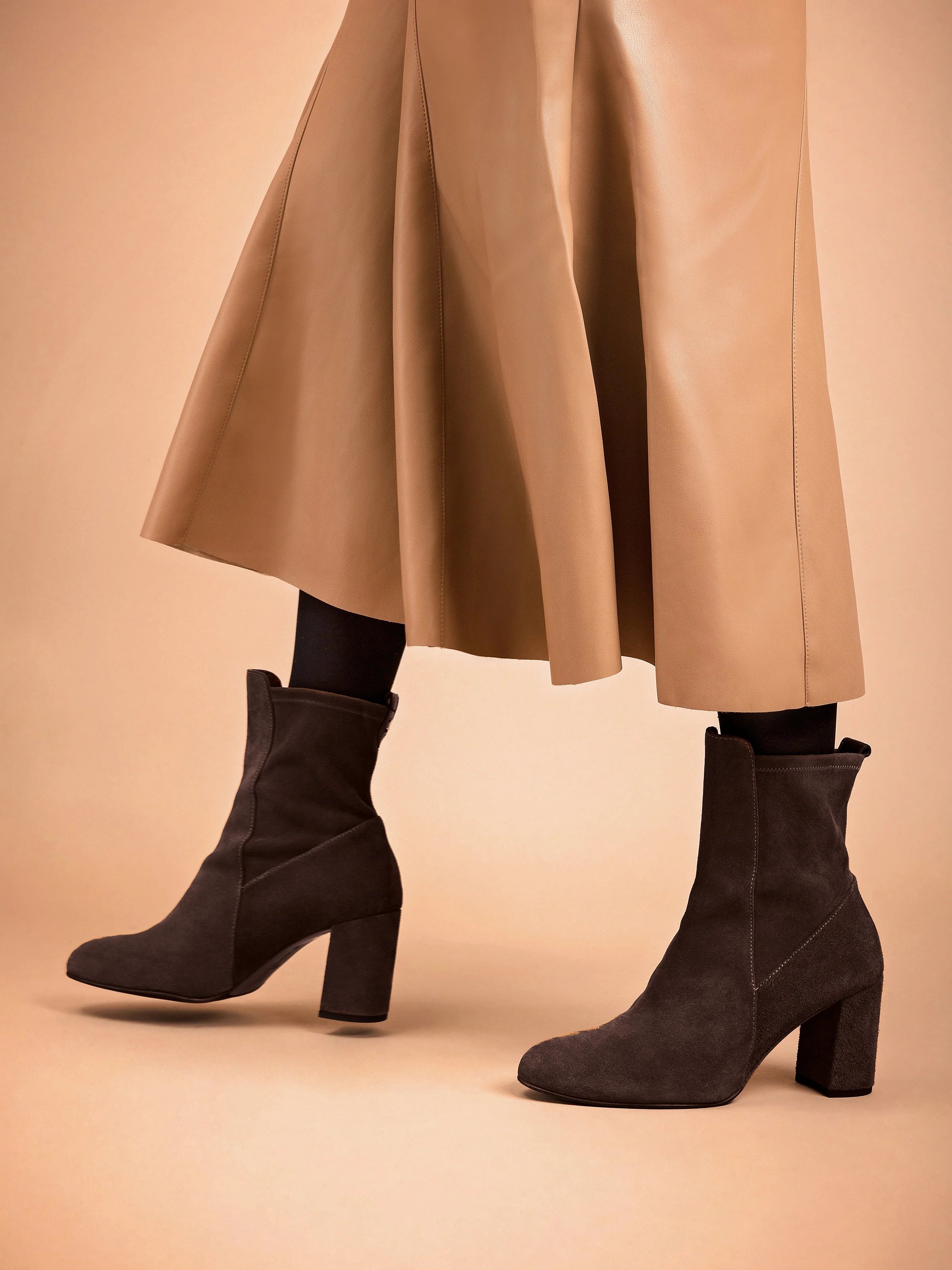 Heeled Belgravia Ankle - Chocolate Suede - Image 2