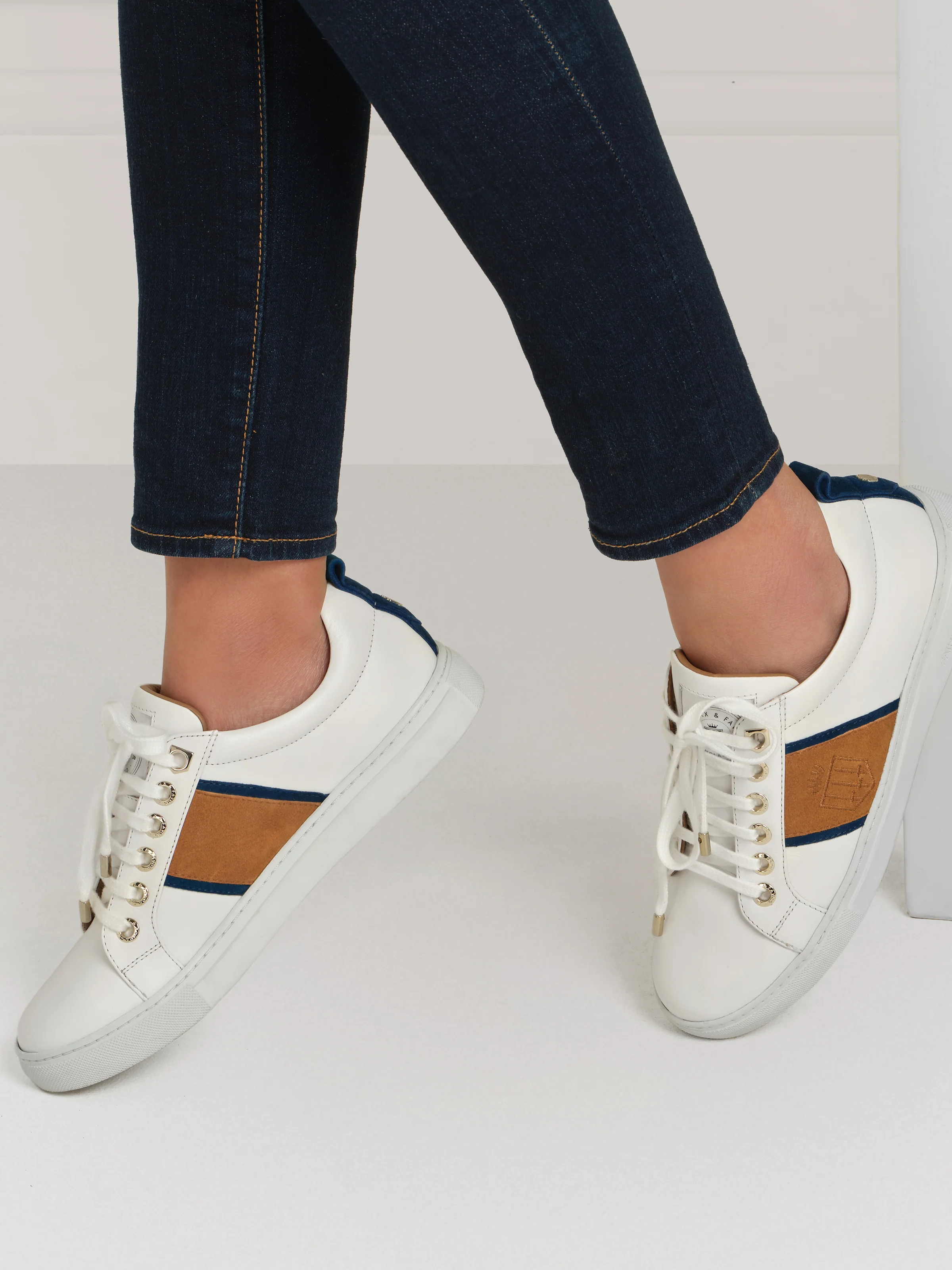Cannes Trainer - White - Tan & Navy - Image 2