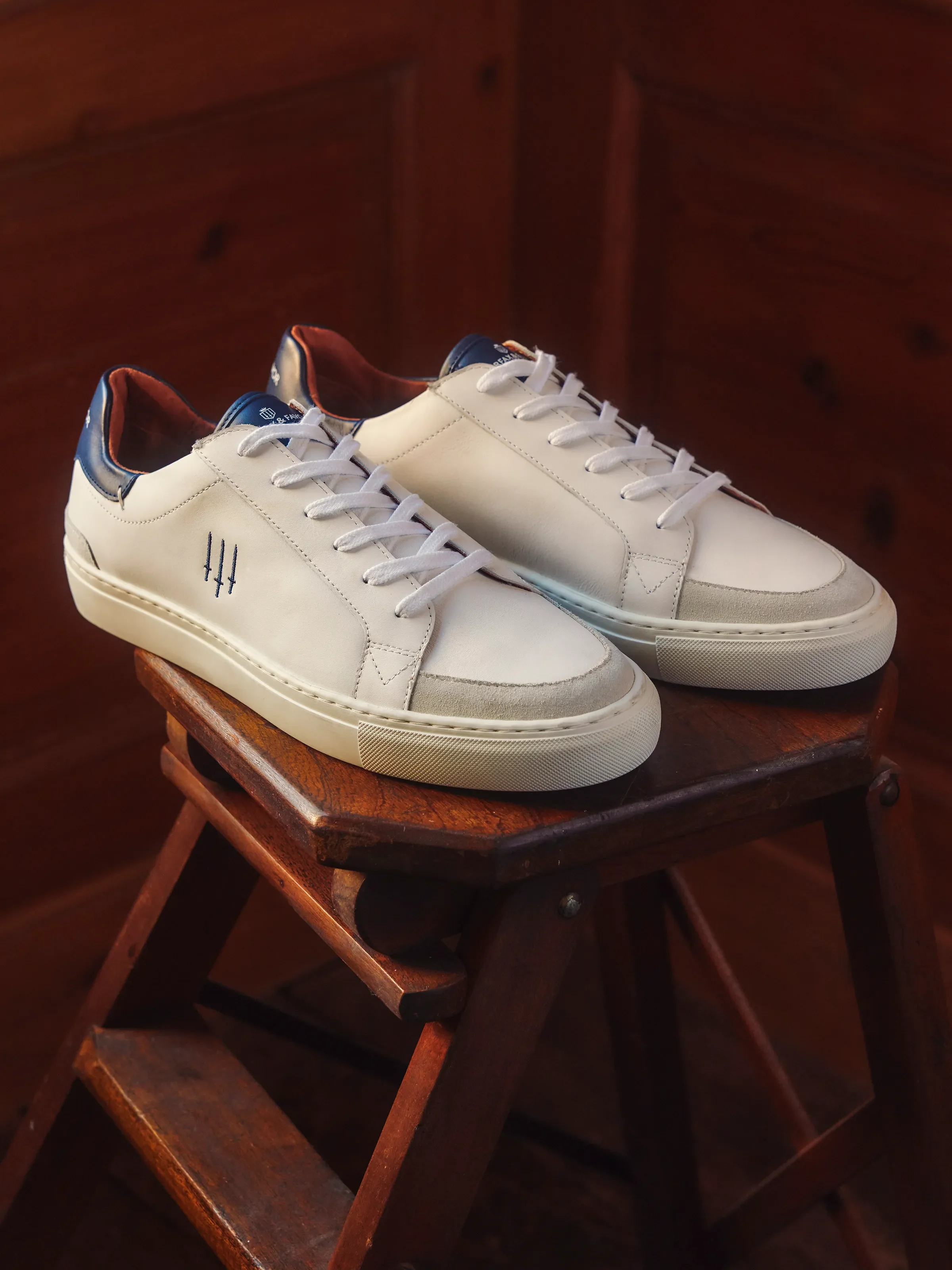Holbourne - White - Navy & Grey - Image 6