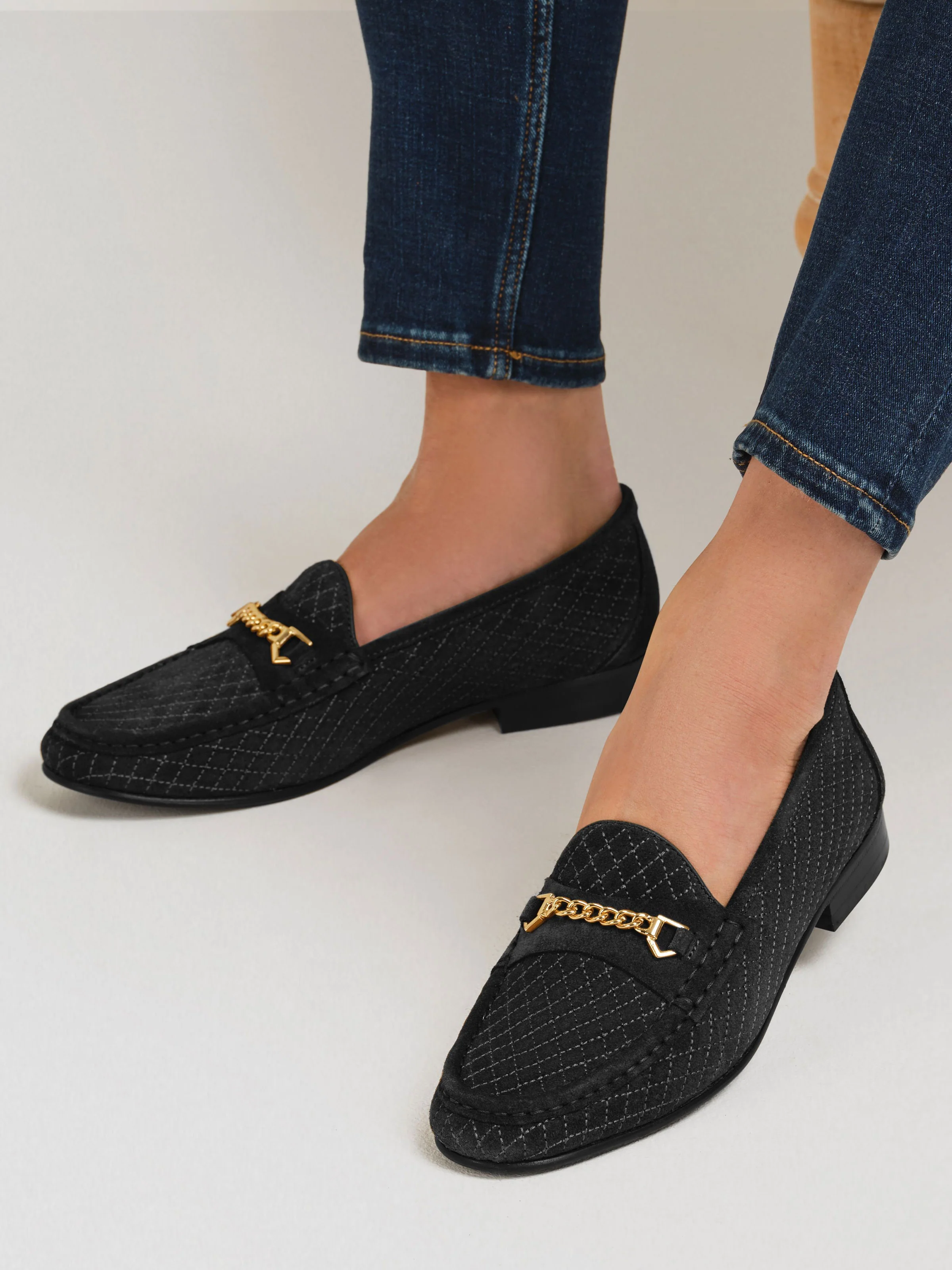 Quilted Apsley - Black Suede - Image 2