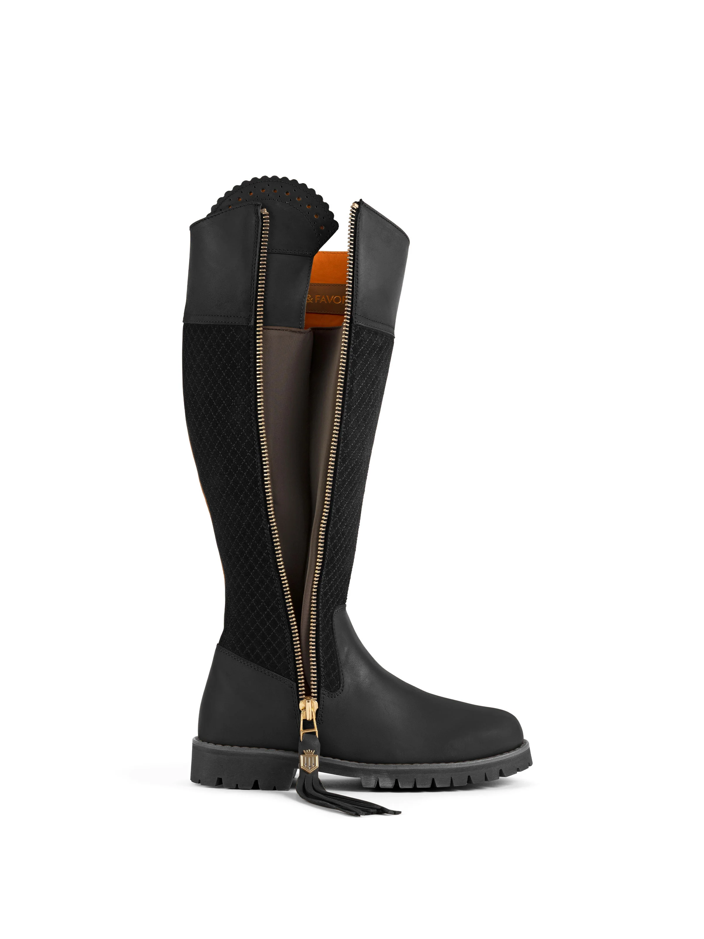 Quilted Explorer - Black - Image 5
